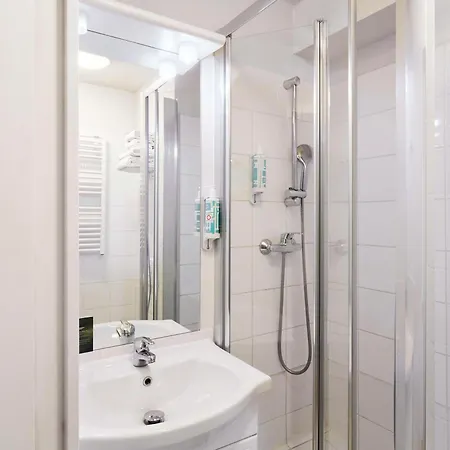 Aparthotel Adagio Access Paris Saint-Denis Pleyel Exterior photo