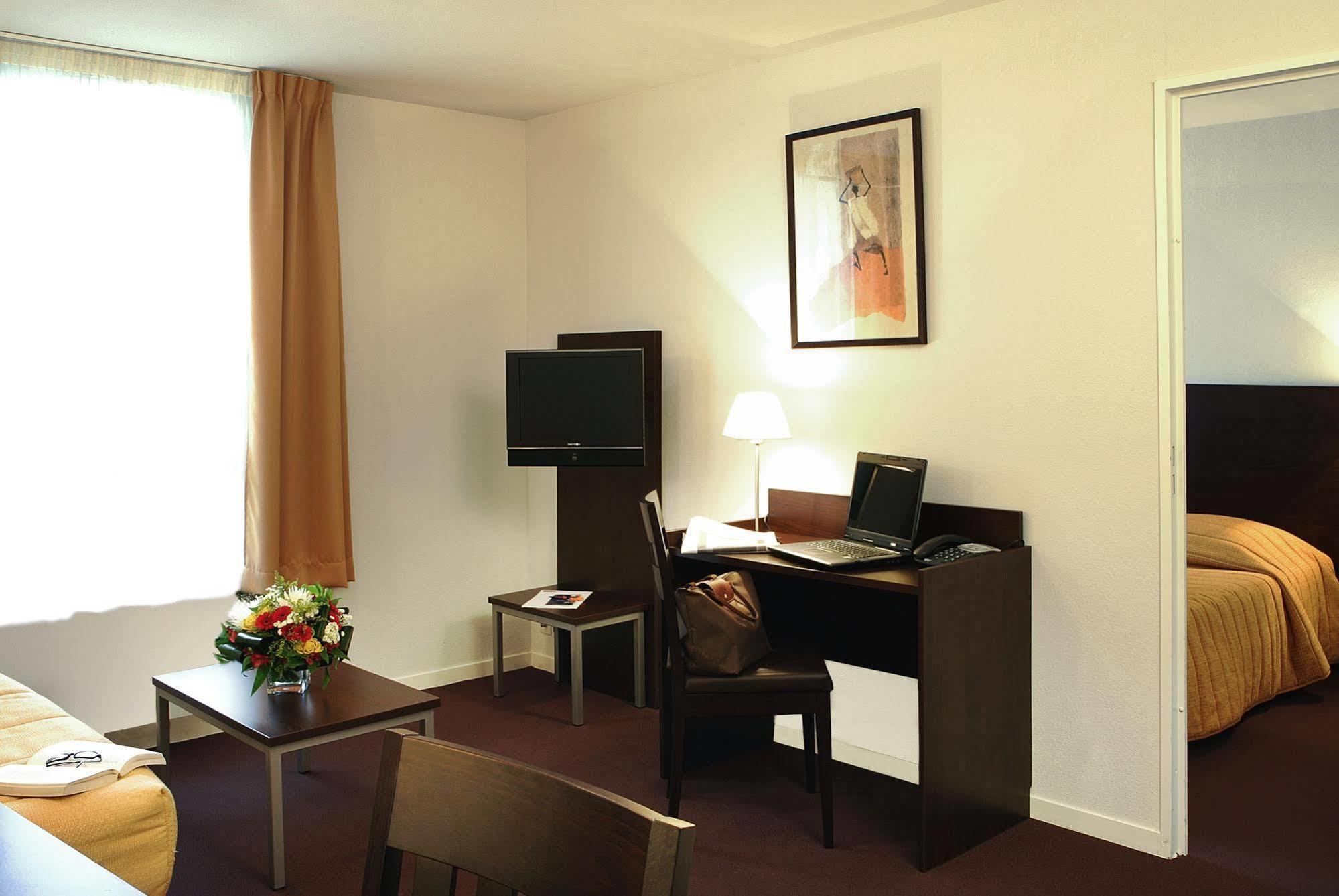 Appart hôtel Aparthôtel Adagio Access St Denis Pleyel 3*